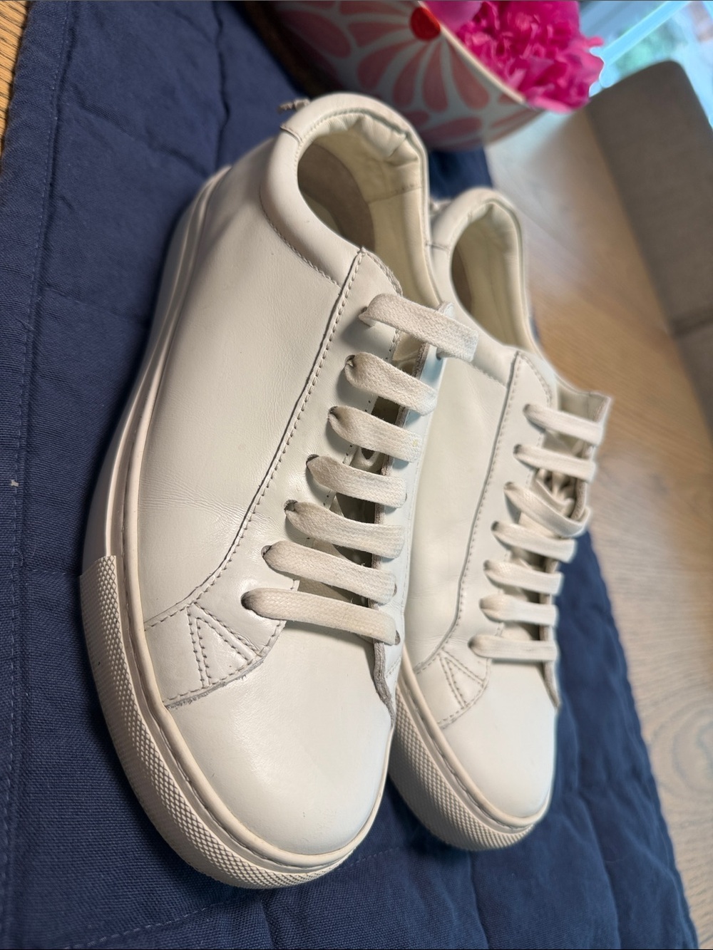Givenchy Urban Street Leather Sneakers | White Size 38